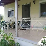 Ioannis Seaside * לפטוקריה